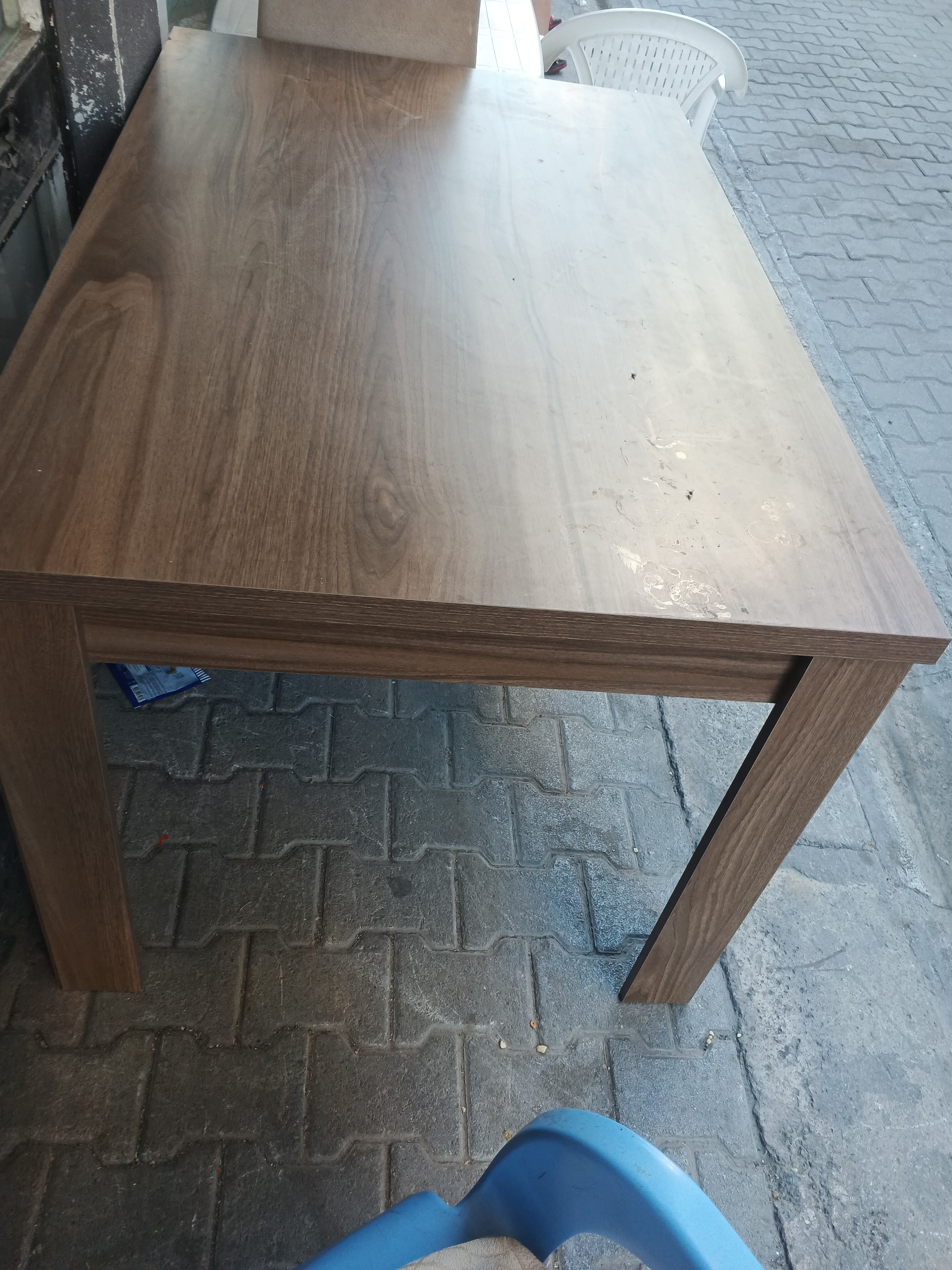3c08fea2-a3d0-4574-aa27-0141a9fe38a8.jpg